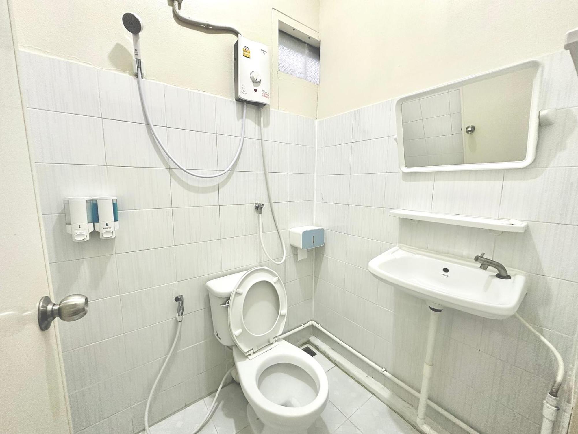 Pd Hostel Bangkok Kültér fotó