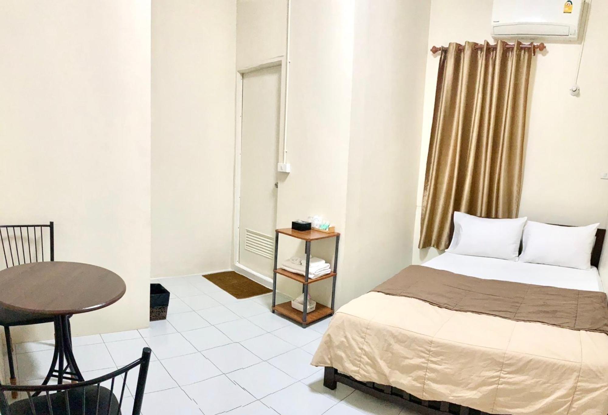 Pd Hostel Bangkok Kültér fotó