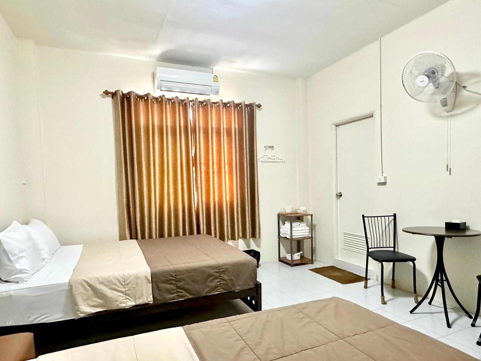 Pd Hostel Bangkok Kültér fotó